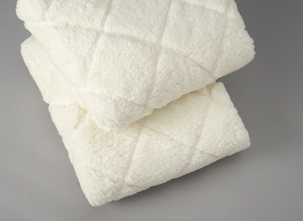 Dreams Luxury Fleece Heated Blanket  46 Double | Bed Sava