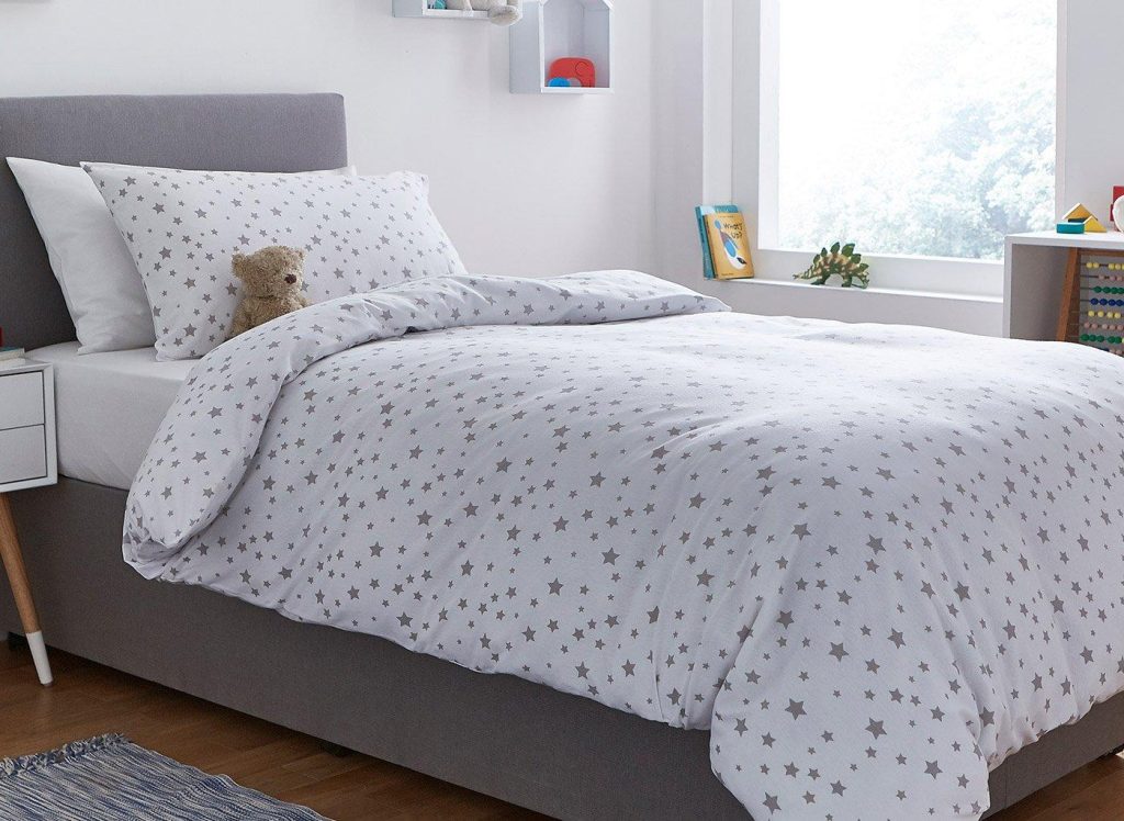 Silentnight Jersey Stars Duvet Set  Grey | Bed Sava