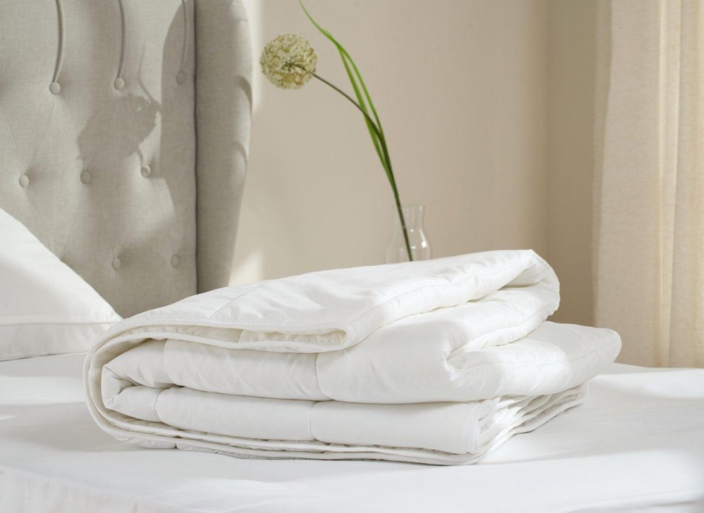 Dreams Summer Cool 45 Tog Duvet  46 Double | Bed Sava