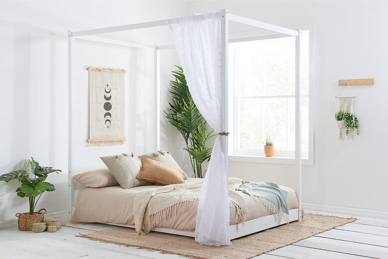 Birlea Darwin White Four Poster Bed, King Size
