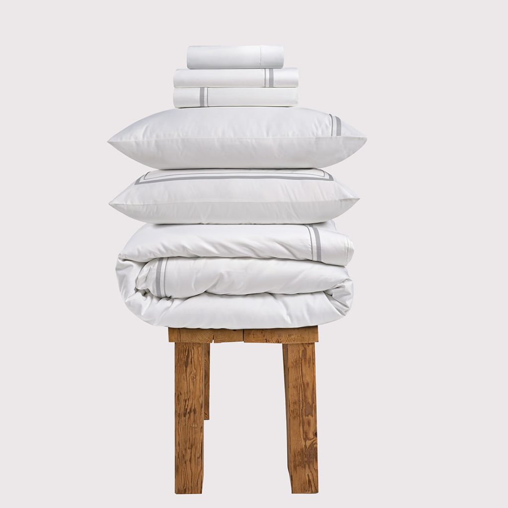 800 Thread Count Egyptian Cotton Royalton LUXE Bedding Set - Silver Dove Grey, Super King / White with Silver Dove Grey