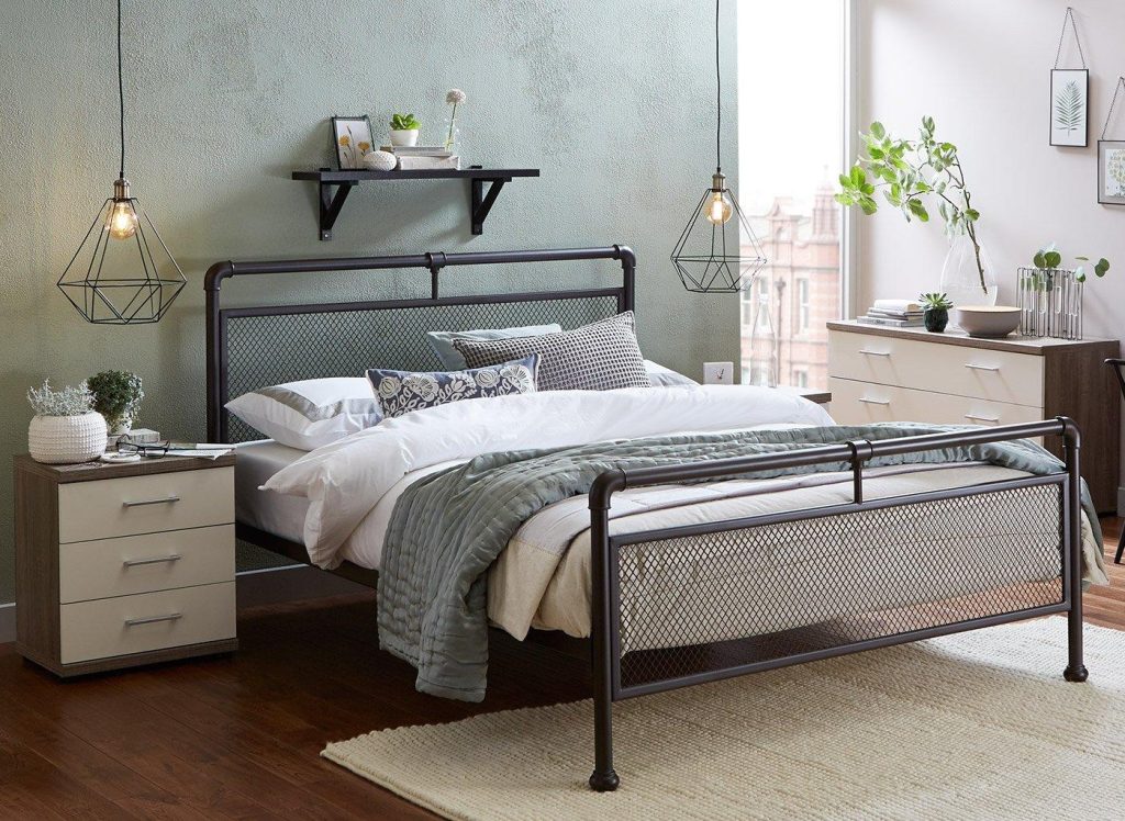 Ruskin Metal Bed Frame - 4'6 Double - Brown