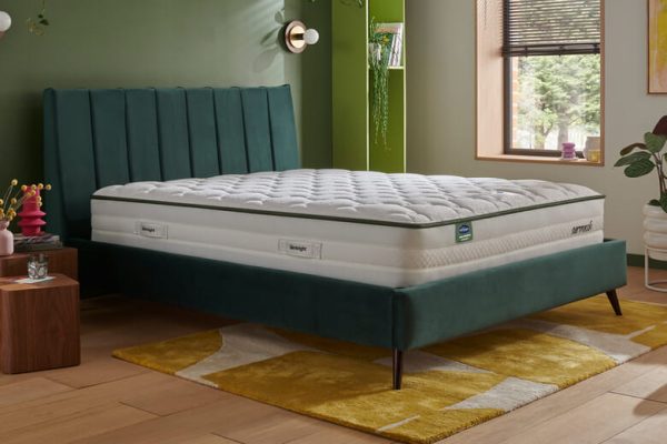 Silentnight Eco Comfort Airmesh 1600 Pocket Mattress King Size | Bed Sava