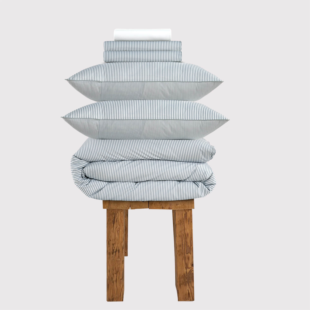 300 Thread Count Celeste with White Bedding Set, Single / Celeste & White