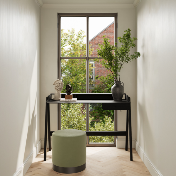 LPD Lark Black Desk | Bed Sava