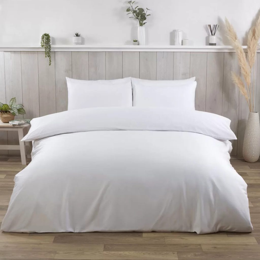 Maxitex Luxury Hotel Style White Bedding Set Double