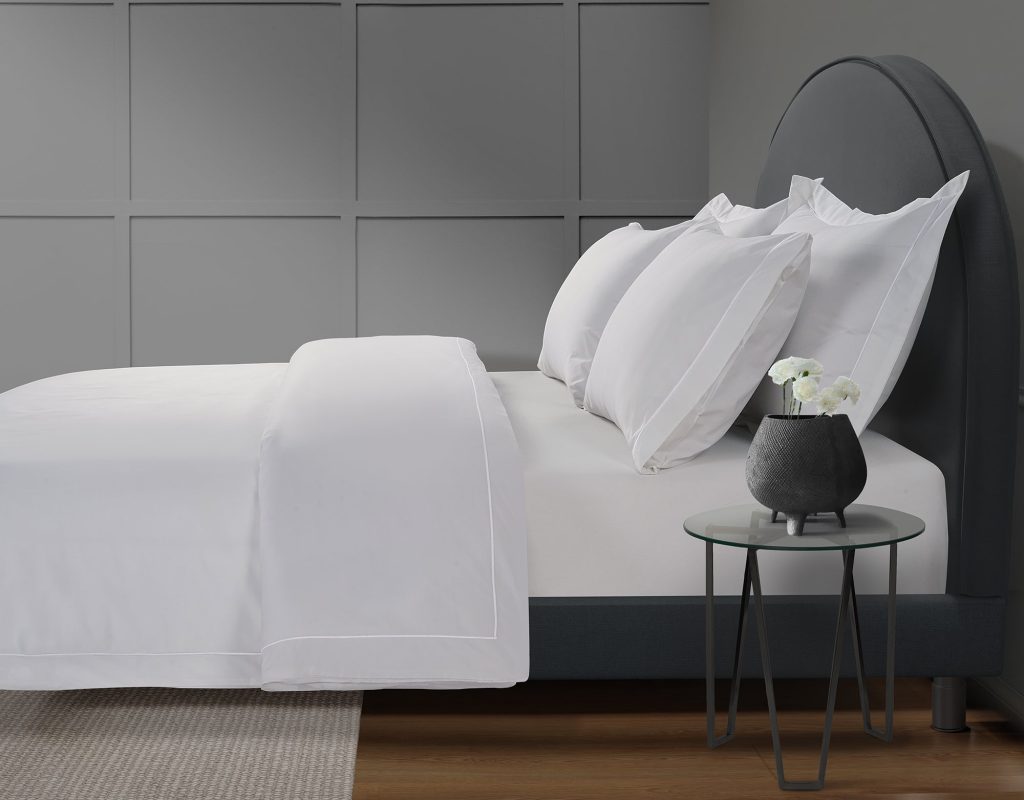 300 Thread Count Percale Oakwood Duvet Cover - Brilliant White, Double / Brilliant White