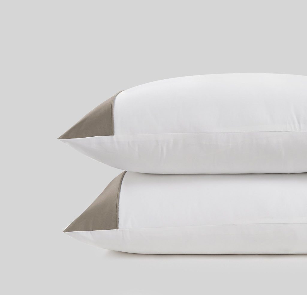 800 Thread Count Pair (2 Pillowcases) of Egyptian Cotton Harrogate Lux Buttery Smooth Pillowcases - Simply Taupe, Standard / White with Taupe