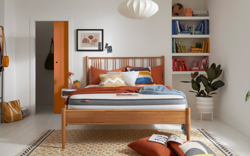 silentnight-studio-memory-mattress-room-undressed