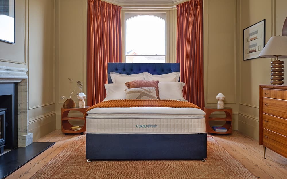 Sleepeezee Cool Refresh 3200 Pocket Pillow Top Mattress, Single