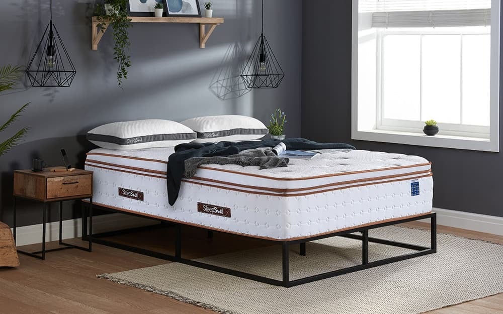 SleepSoul Space 3000 Pocket Memory Pillow Top Mattress, King Size