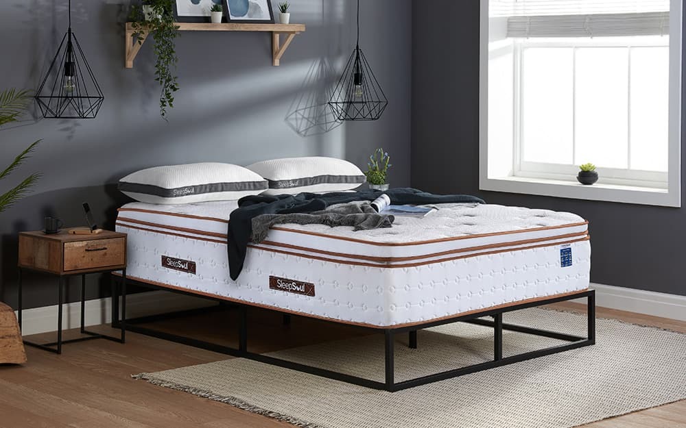 SleepSoul Space 3000 Pocket Memory Pillow Top Mattress, Superking