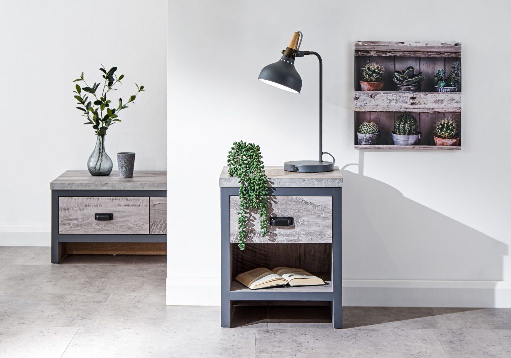GFW Boston Lamp Table