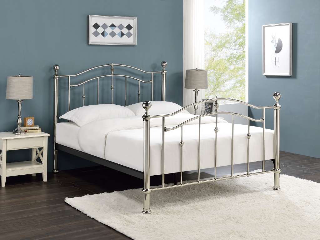 Limelight Callisto Double Chrome Metal Bed