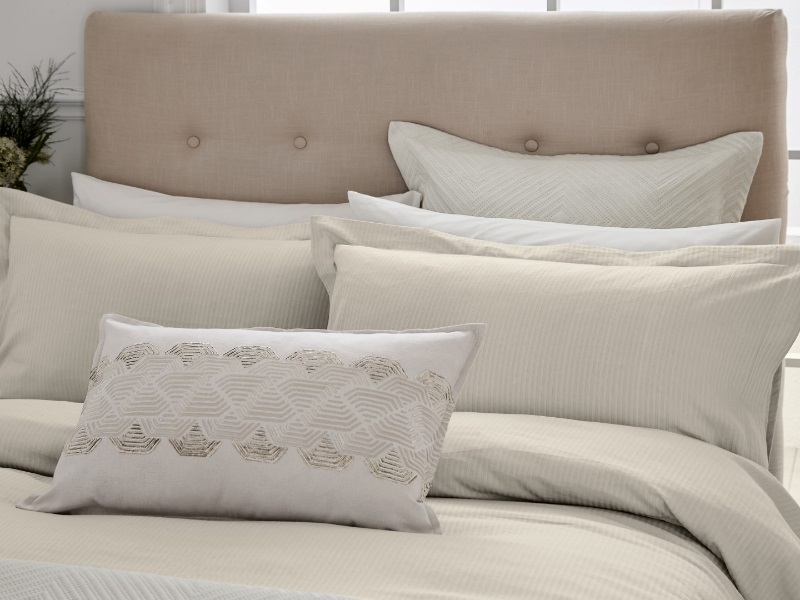 Helena Springfield Deco Stripe Quilt Set Double Champagne Duvet Cover