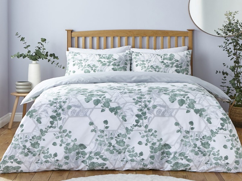 Silentnight Eco Comfort Sustainable Duvet Set - Trailing Leaf Super King Duvet Cover