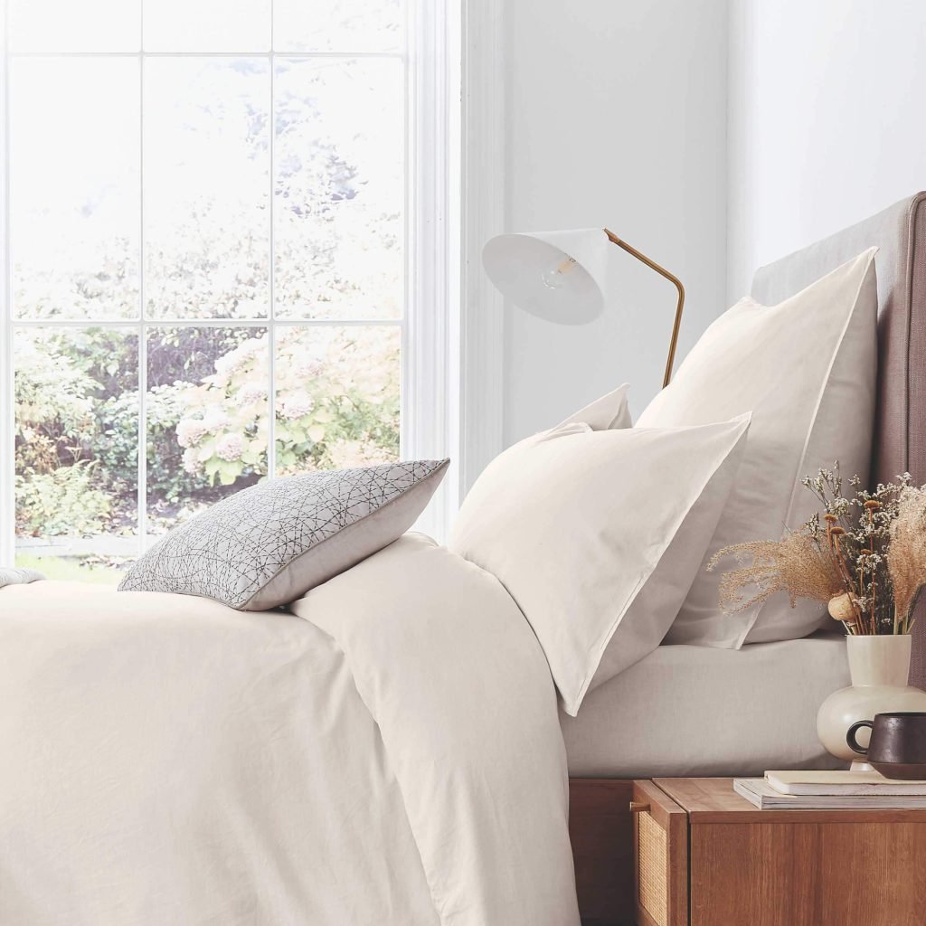 Murmur Linen Rich Plain Dye Still Kingsize Duvet Cover, Ivory
