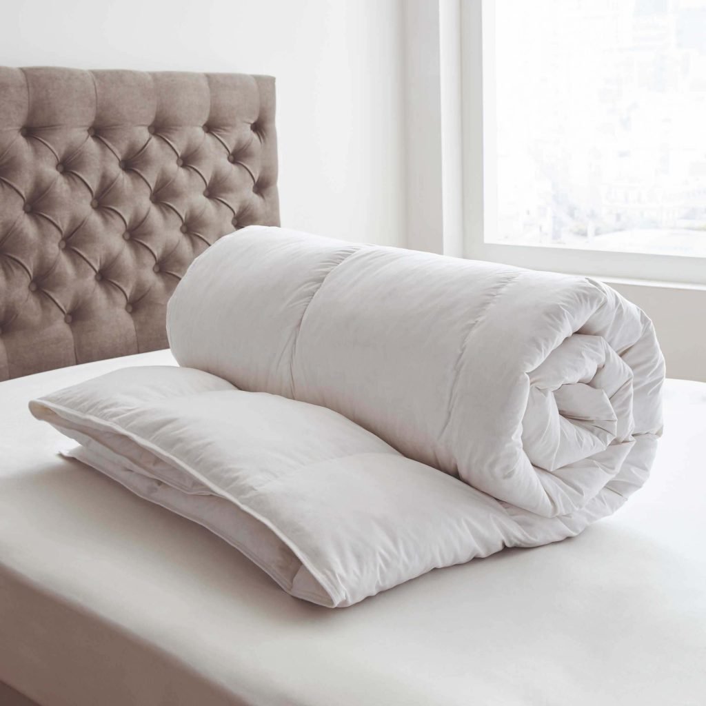 Bedeck of Belfast Goose Feather & Down Kingsize Duvet 13.5 Tog