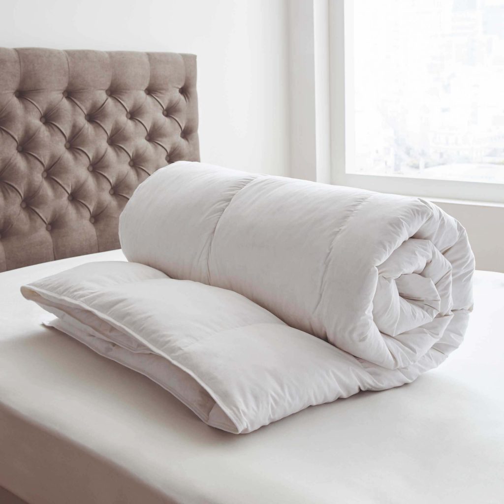 Bedeck of Belfast Goose Feather & Down Super Kingsize Duvet 13.5 Tog