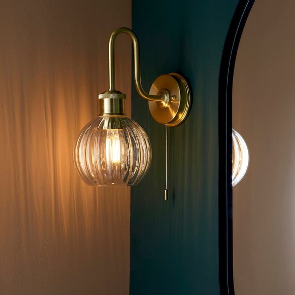 Afton Clear Ribbed Glass Shade Bathroom Wall Light In Brass | Bed Sava