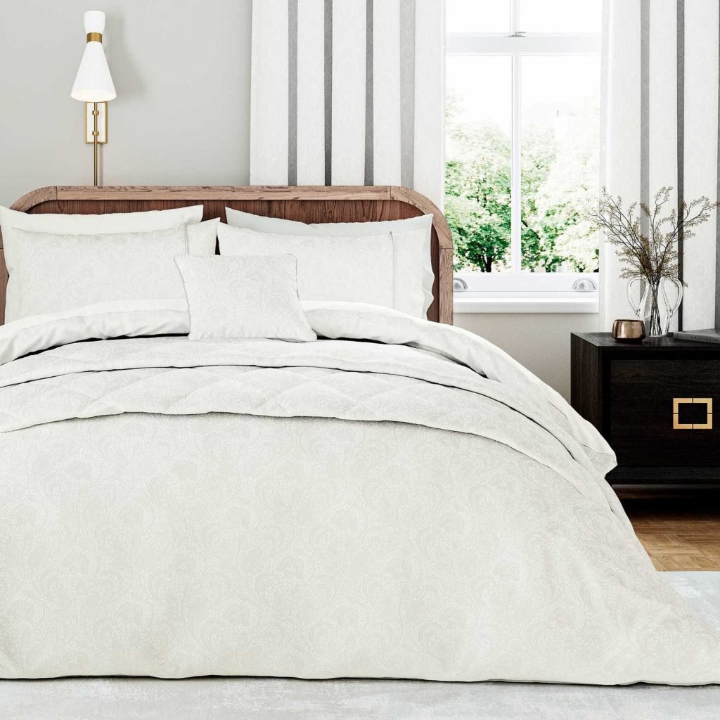 1951 Ashleigh Super Kingsize Duvet Cover Set, White
