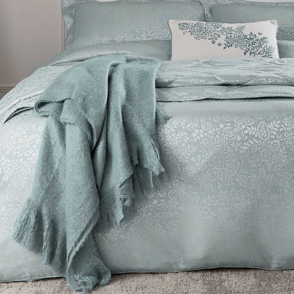 1951 Atea Throw Duck Egg | Bed Sava