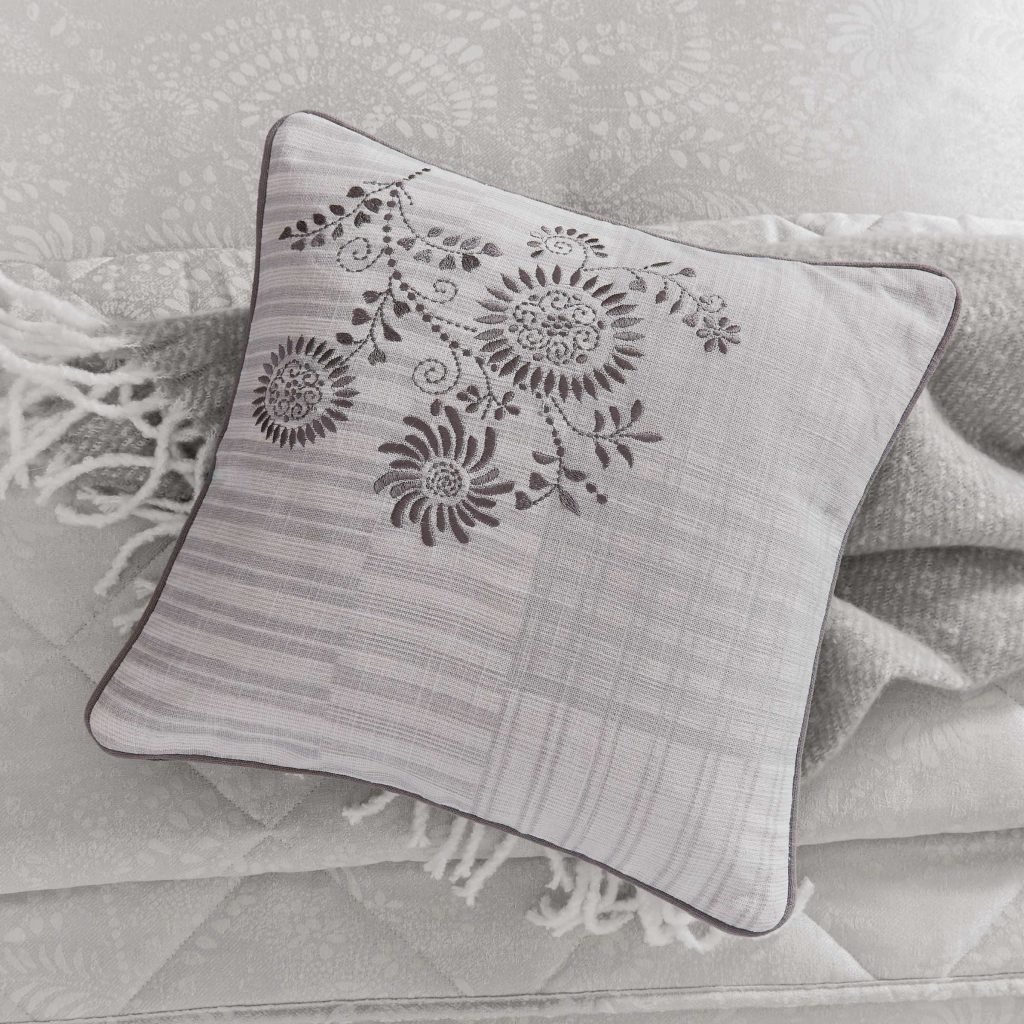 1951 Kina Cushion 40cm x 40cm, Silver
