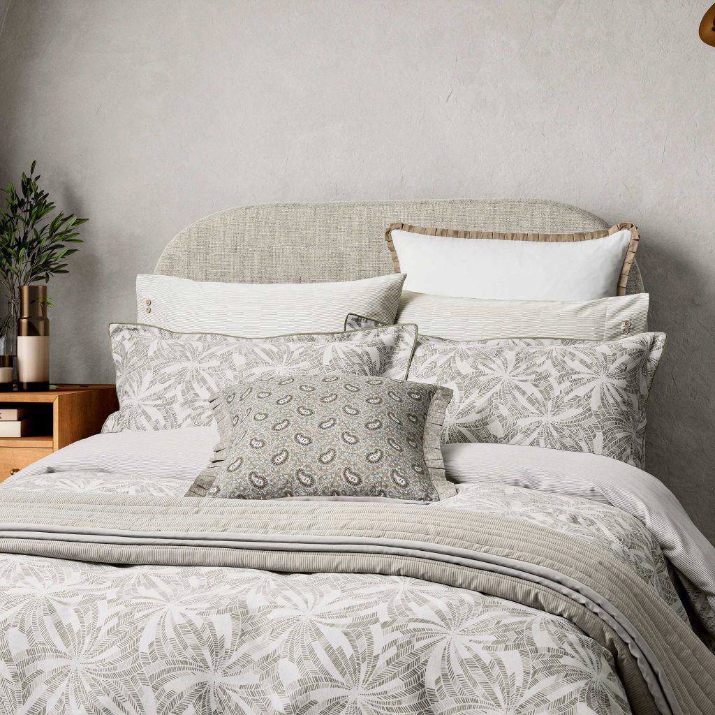 Bedeck of Belfast Astrid Double Duvet Cover Set, White/Silver