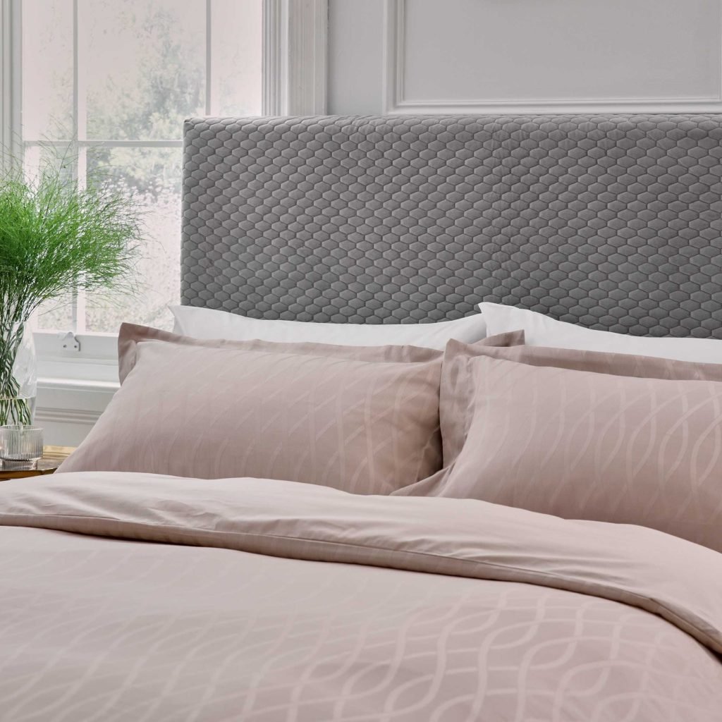 Bedeck of Belfast Fine Linens Ravello Kingsize Duvet Cover Set, Truffle