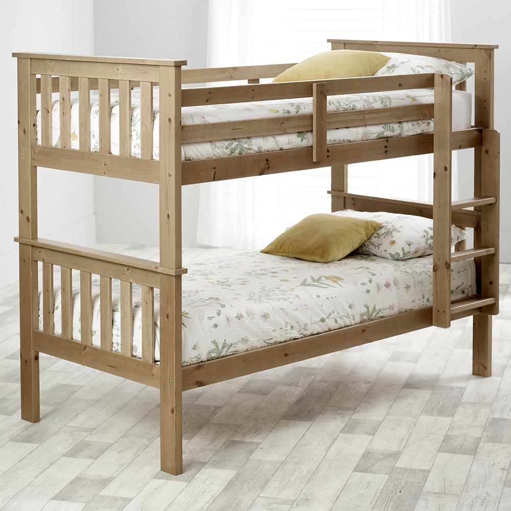 Carolina Wooden Bunk Bed With Ladder In Pine