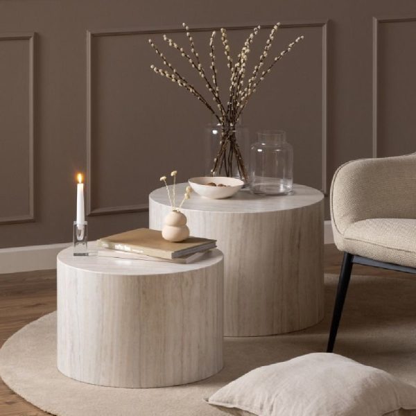 Dania Wooden Set Of 2 Coffee Table Round In Light Oak | Bed Sava