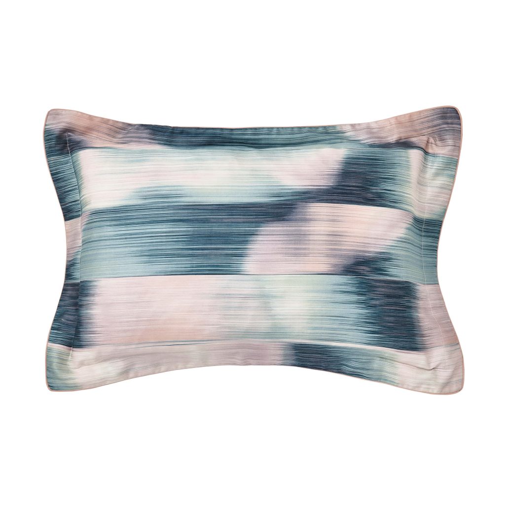 Harlequin Oscillation Oxford Pillowcase, Cascade
