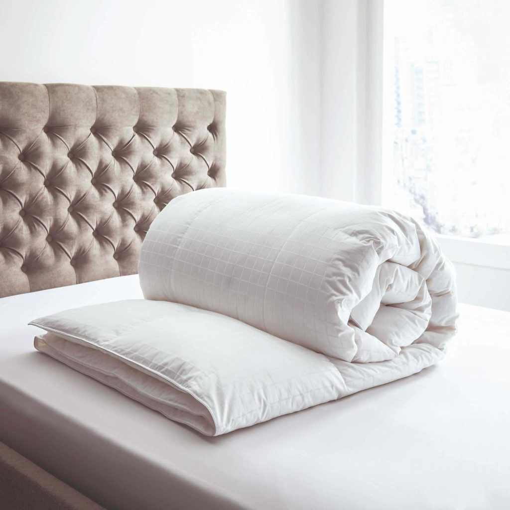 Bedeck of Belfast Hungarian Super Kingsize Down 10.5 Tog Duvet
