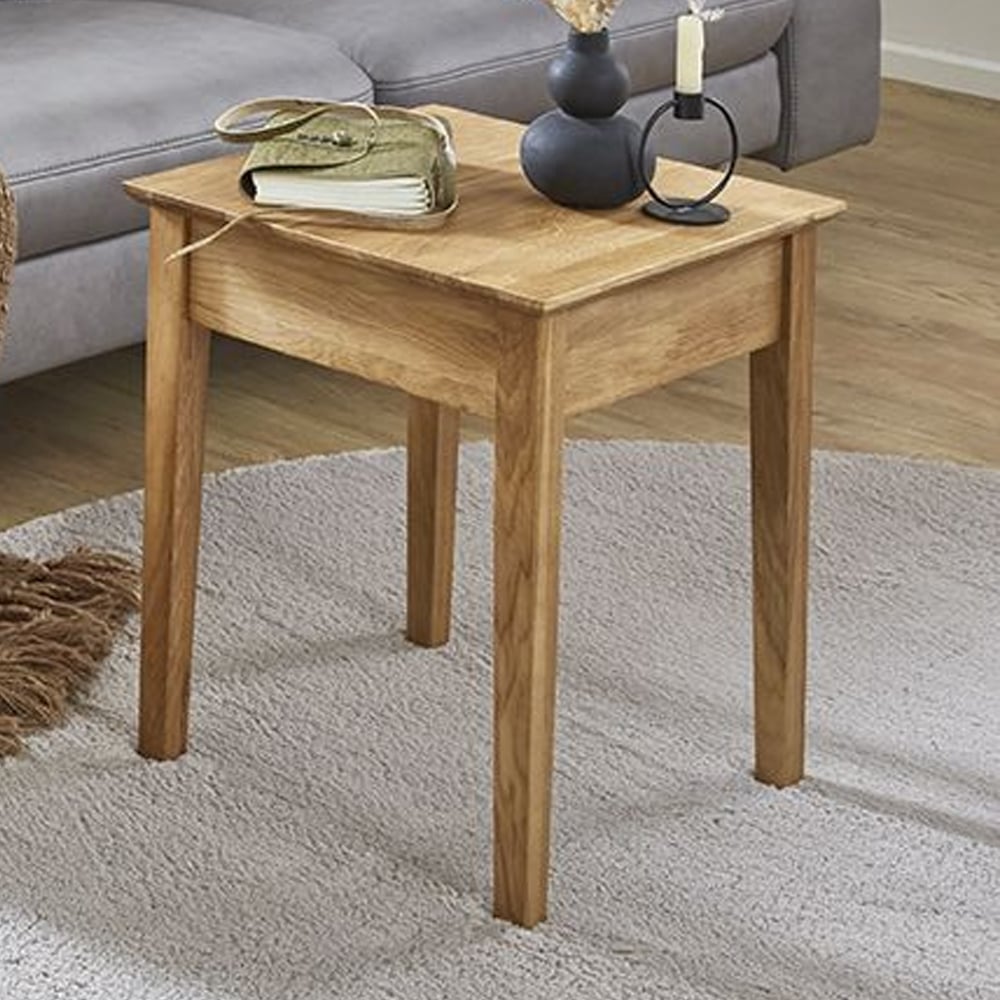 Maricopa Wooden End Table In Oak