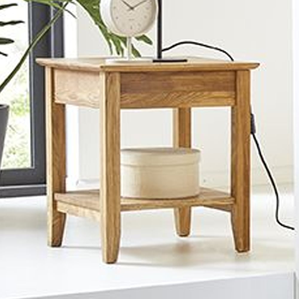 Maricopa Wooden End Table With Undershelf In Oak