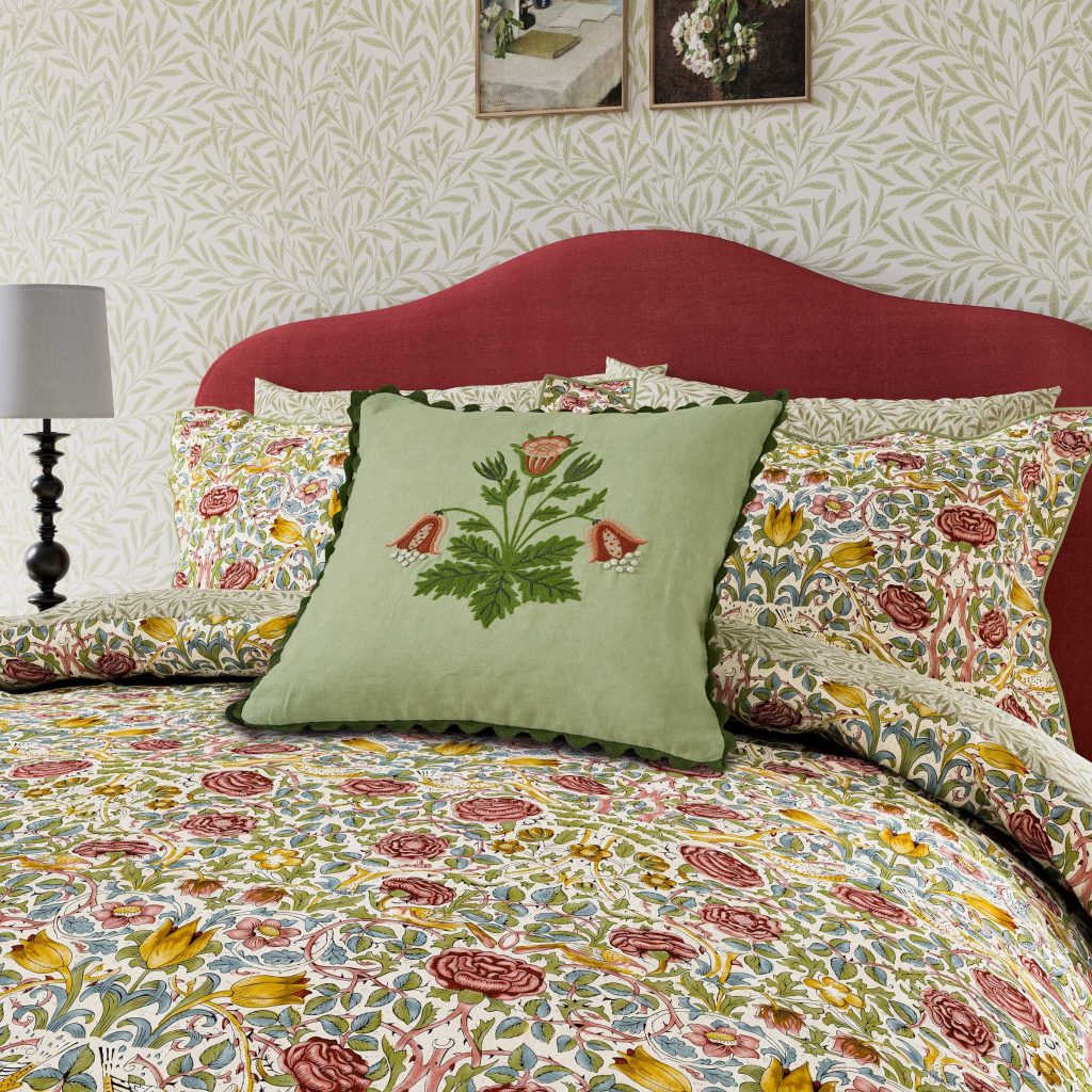Morris & Co X Emery Walker Rose Single Duvet Cover Set, Bough's Green/Rose