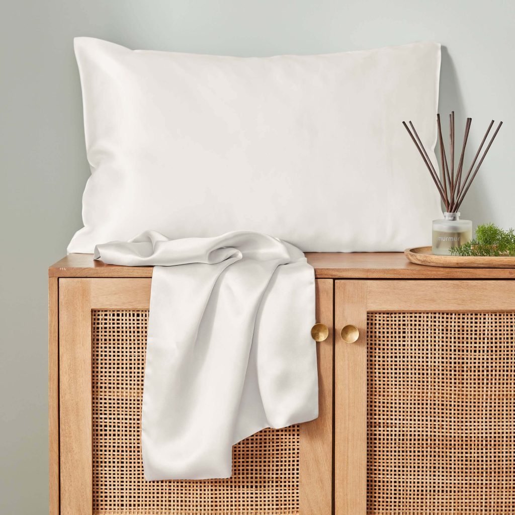 Murmur Silk Standard Pillowcase, Ivory