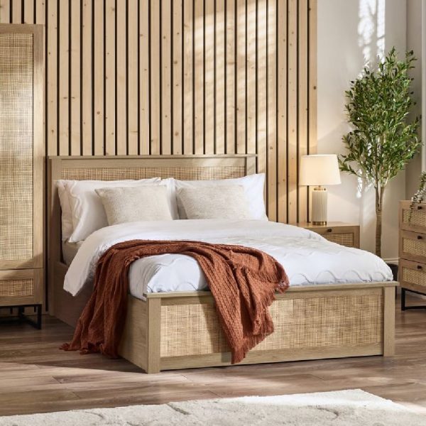 Pabla Wooden Storage Ottoman King Size Bed In Oak | Bed Sava
