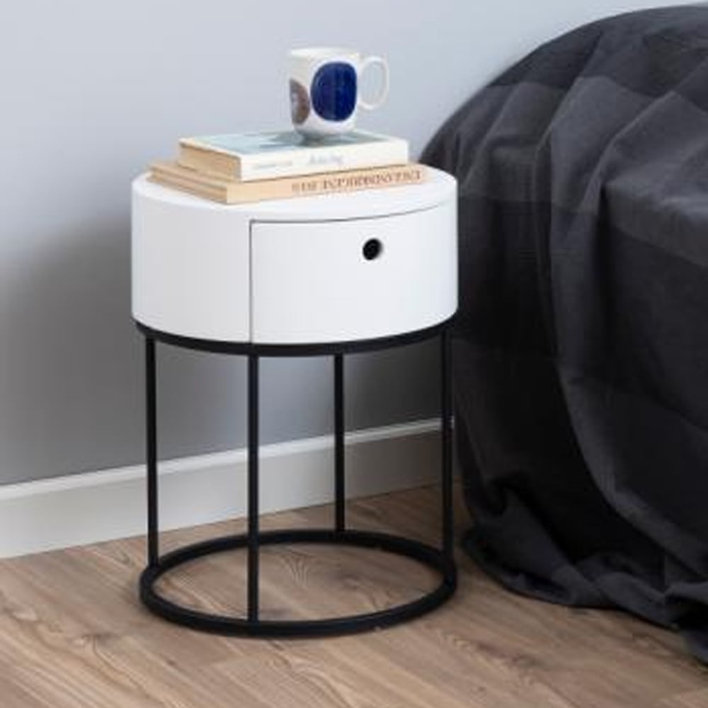 Portage Wooden Bedside Cabinet With 1 Drawer In White