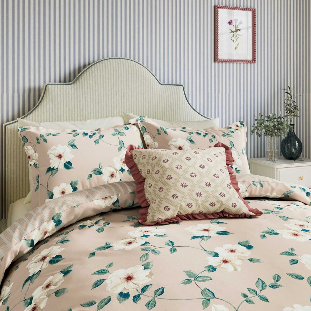 Sanderson x National Trust Poets Rose Single Duvet Cover Set, Blush