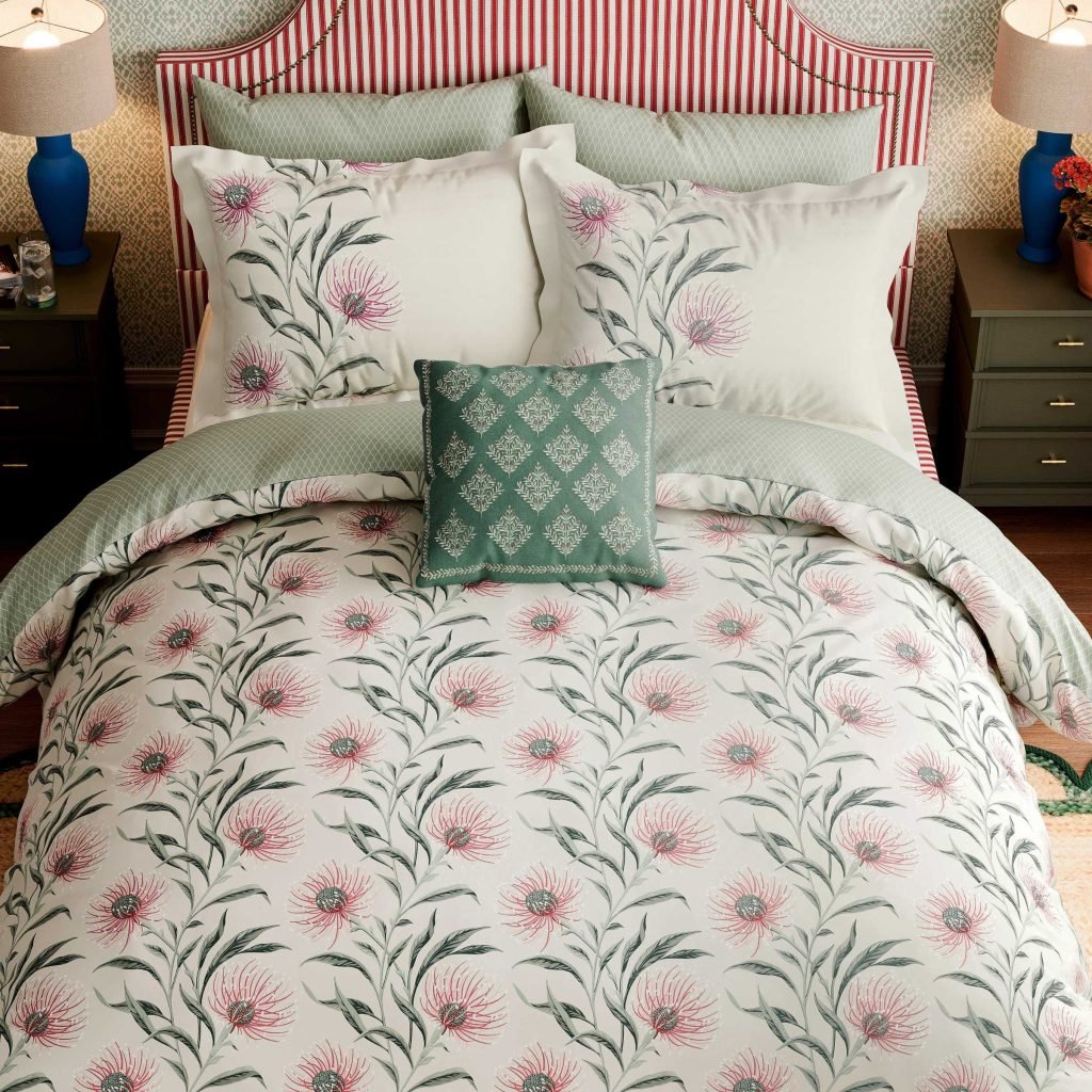 Sanderson x National Trust Catherinae Super Kingsize Duvet Cover Set, Fuschia