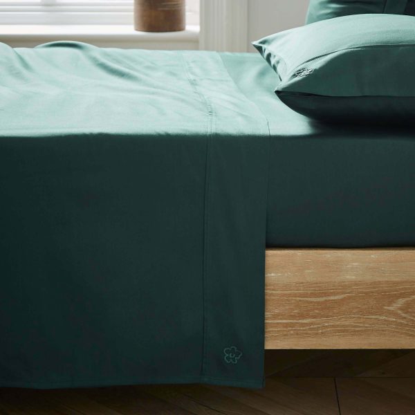 Ted Baker 250 Thread Count Plain Dye Double Flat Sheet Forest | Bed Sava