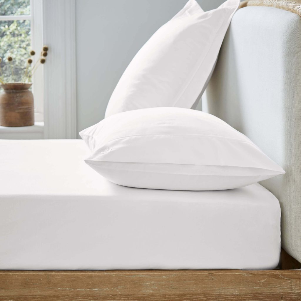 Ted Baker 250 Thread Count Plain Dye Single Fitted Sheet, White
