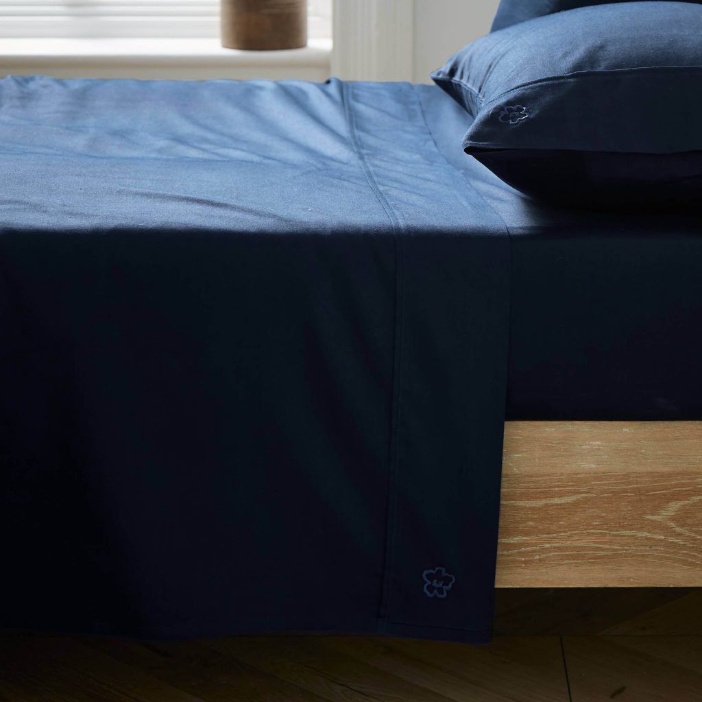 Ted Baker 250 Thread Count Plain Dye Kingsize Flat Sheet, Navy