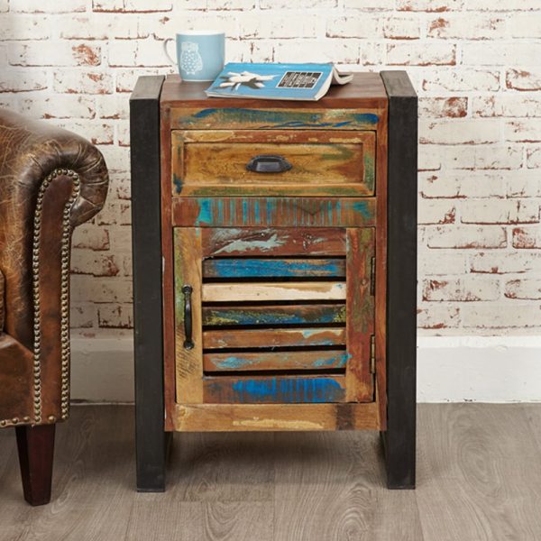 Utica Wooden Lamp Table With 1 Door 1 Drawer In Satin Lacquer | Bed Sava