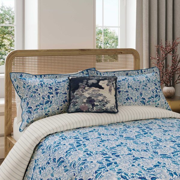 VA Ornamental Bloom Super Kingsize Duvet Cover Set Indigo | Bed Sava