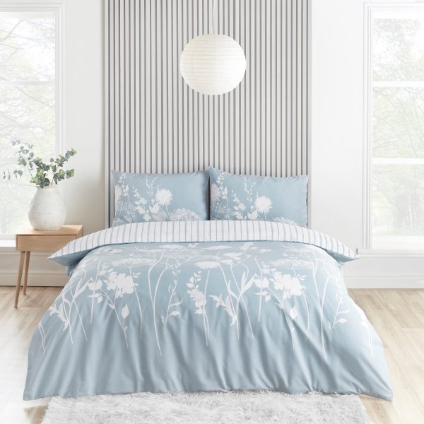 Catherine Lansfield Meadowsweet Floral Reversible Duvet Cover Set with Pillowcases | Bed Sava