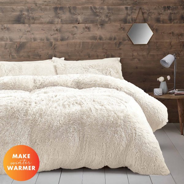 Catherine Lansfield Cuddly Deep Pile Faux Fur Duvet Cover Set with Pillowcases | Bed Sava