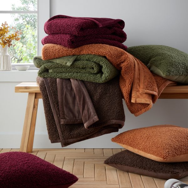 Catherine Lansfield So Soft Sorrel Leaves Blanket Throw | Bed Sava