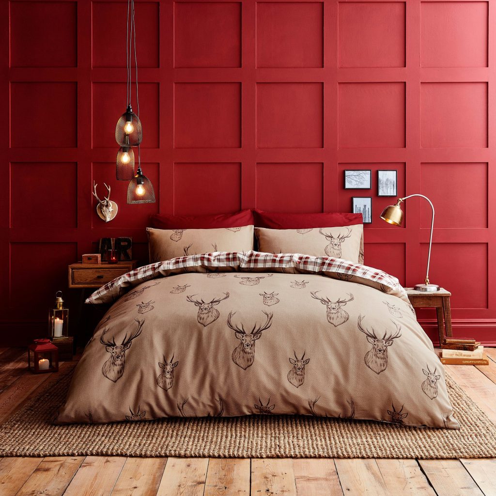 Catherine Lansfield Stag Check Reversible Duvet Cover Set with Pillowcases